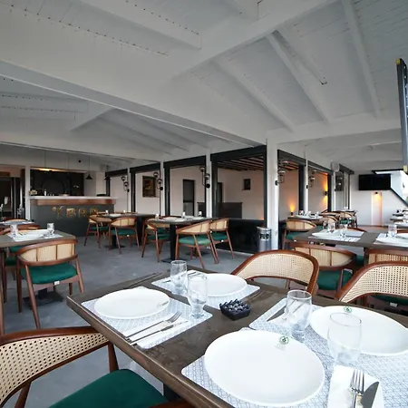 호텔 Luxury Boutuiqe 닷차