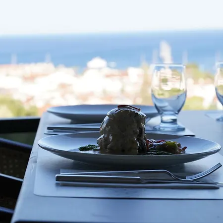 호텔 Luxury Boutuiqe 4*