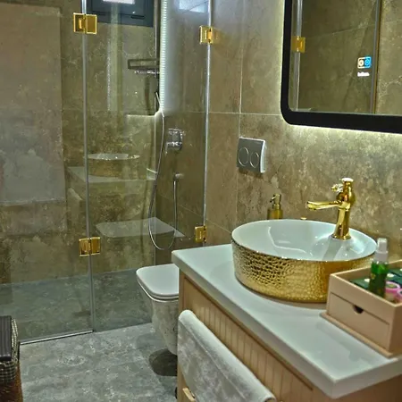 Hotel Luxury Boutuiqe