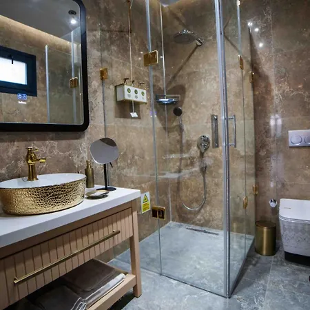 Luxury Boutuiqe Hotel